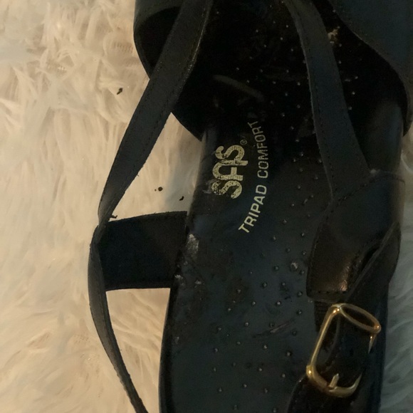 SAS Caress style sandals Size 6.5 XW - Picture 6 of 9